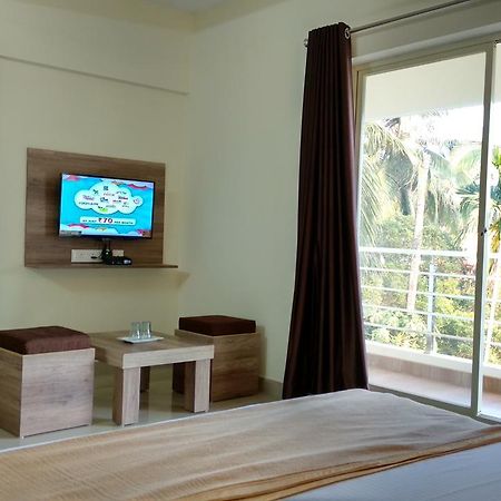 Shesha Kuteera Hotel Subrahmanya Extérieur photo